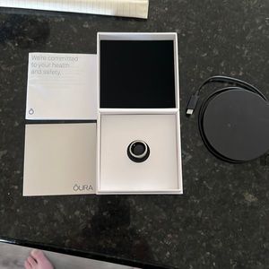 Oura ring Gen 3 size 7 brand new!